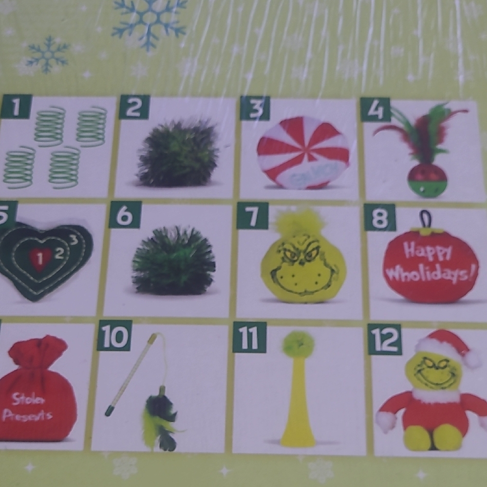 Grinch Advent Box with 12 Toys - Picture 5 of 5